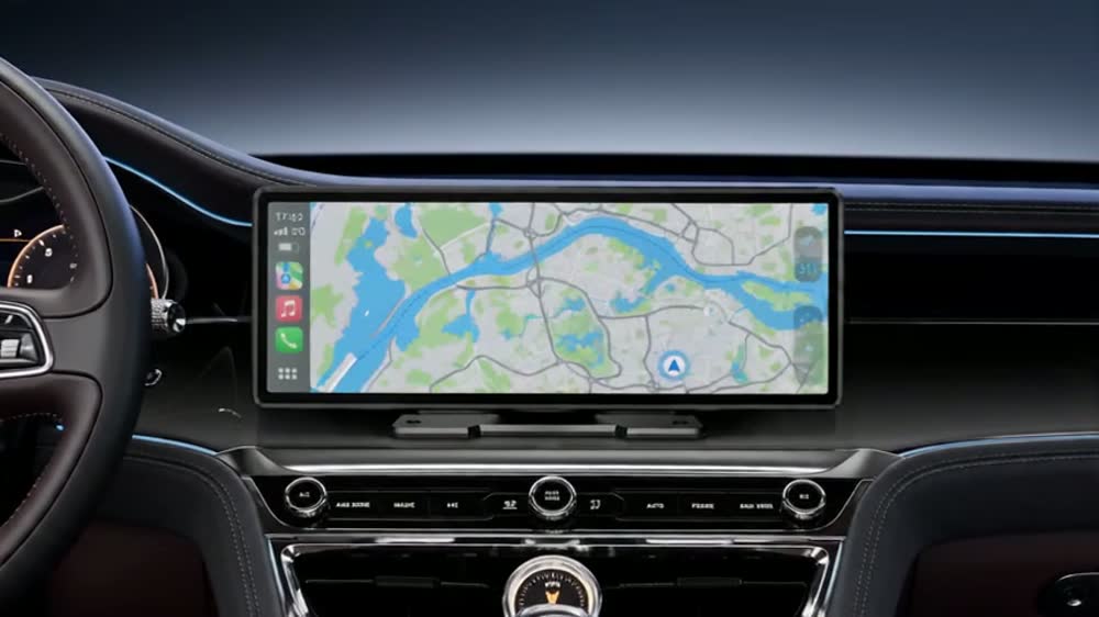 Maps, music and calls, on one screen.